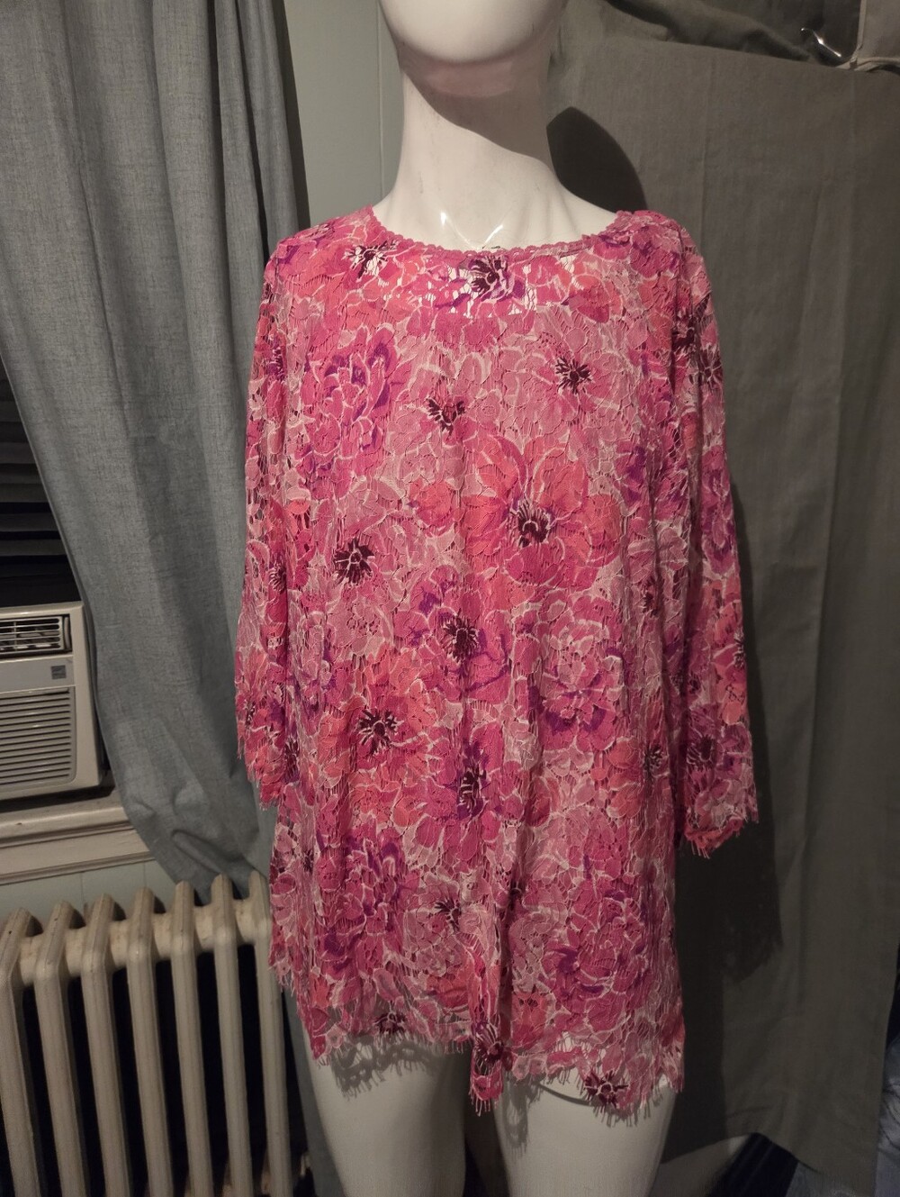 Isaac Mizrahi Pink Floral Lace Tunic